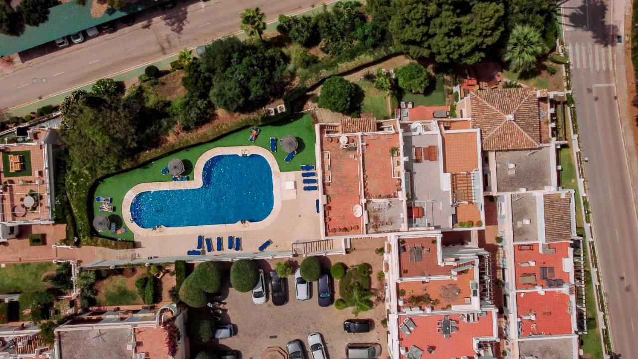Aloha Pueblo Golf View Townhouse Marbella